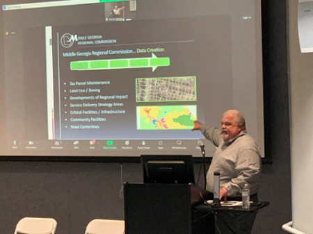 Brent Lanford, CIO of Middle Georgia Regional Commission is pictured sharing the data creation and distribution process at MGRC for its twelve cities and 16 Middle Georgia counties. 